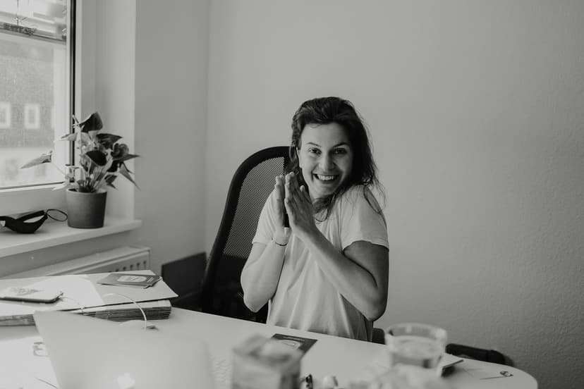 Best Home Business for Ladies in 2025